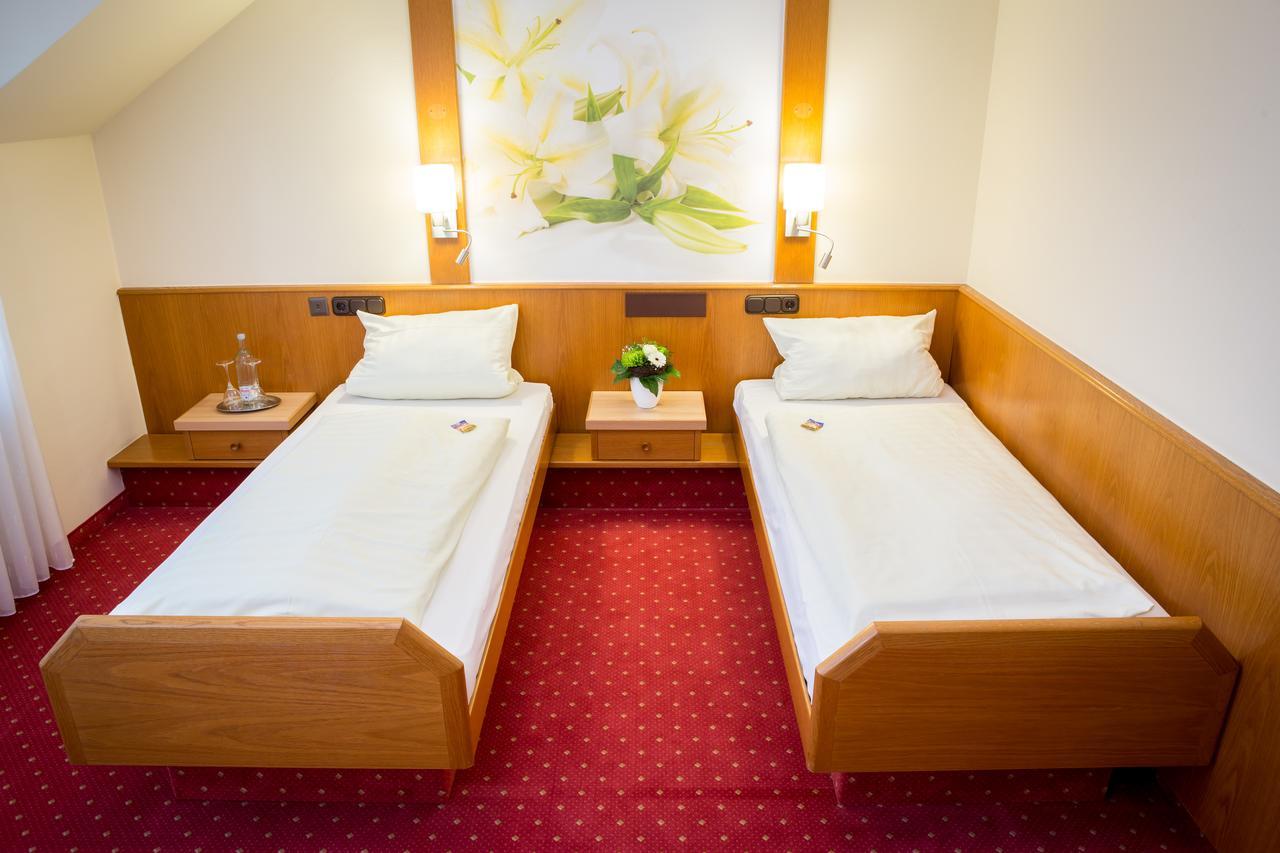Gasthof-Hotel Harth Φούλντα Εξωτερικό φωτογραφία